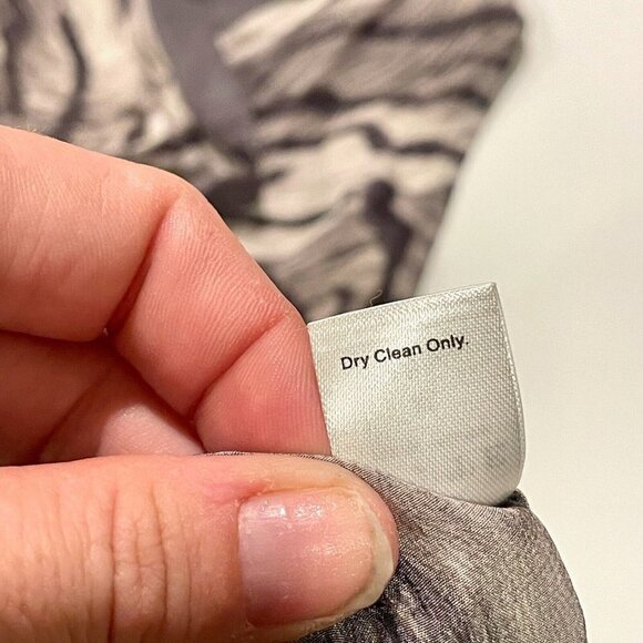 OTTE New York Tunic Shirt Dress Womens M Gray Silk Sleeveless Animal Print - Picture 5 of 7